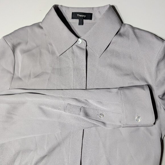 THEORY Gray Classic Fitted Button Up Shirt in Silk Georgette Sz P (XS) $245 - Picture 1 of 8